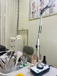 -iU美甲美睫