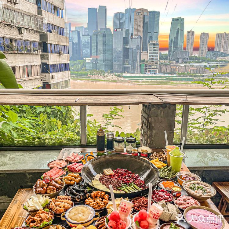 什么浪漫之地?重庆唯1⃣️的高空悬崖火锅‼️绝