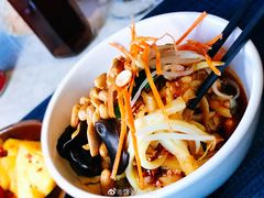 抓抓粉-锦厨国际自助餐厅 · 云端景观 (昆明索菲特大酒店)