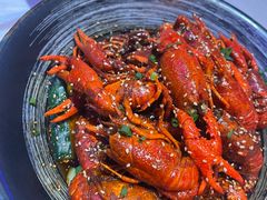 -肥肥虾庄·金牌油焖大虾(首义路店)