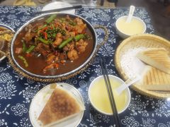 -八两八金·莱芜特色炒鸡(市南漳浦路店)