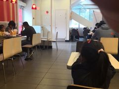 大堂-麦当劳(花桥得来速店)