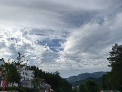 -罗田大别山峡谷漂流