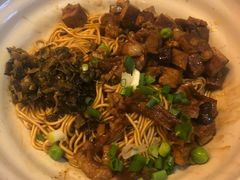 -佬钱湾仔(衣裳街店)