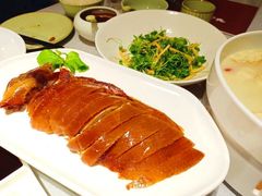 悦融酥香嫩烤鸭-悦融·京鲁菜·露台花园(安定门店)
