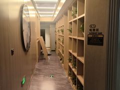 -尚荟汤泉生活馆