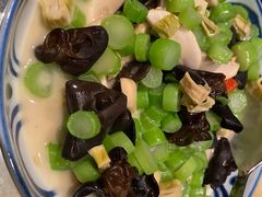 菜心炒口蘑-湖滨28中餐厅·西湖宴·杭州君悦酒店