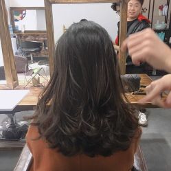 -Moyue HAIR SALON