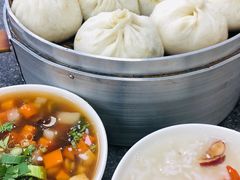 牛肉包子-胡家包子·清真(大众巷店)