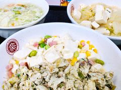 香椿炒鸡蛋-北大学一食堂