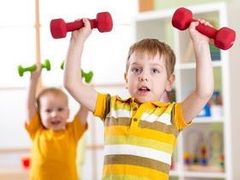 -悦动体能篮球羽毛球网球(三里河店)