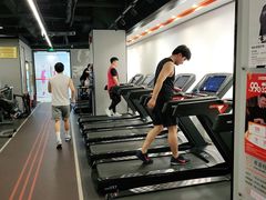 -乐刻运动健身(同曦假日百货店)