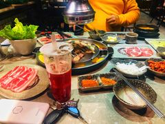 -哈哈碳都·牛肋条无限自助烤肉(台江万达店)