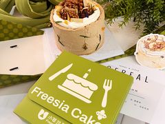 -小苍兰风铃草蛋糕甜品(沈阳店)