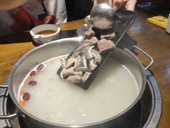 -三侨牛庄(云浮店)