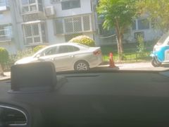 -易通行汽车陪练(通州店)
