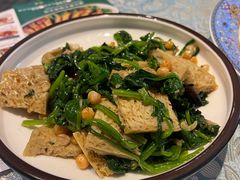 -巴扎美食·新疆菜·西域歌舞表演餐厅(新疆大厦店)