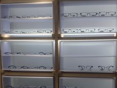 -Trend1881视光·蔡司视觉(领展广场店)