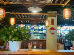 -靠山屯东北农家菜(八龙桥雅苑店)