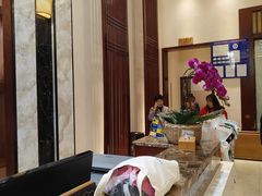-腾冲洞山温泉村