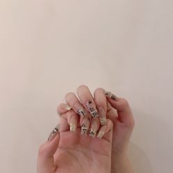 -Fanni美甲美睫皮肤管理