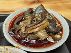 -董哥山城碗碗香(美专校街店)