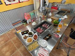 -牛信亭韩国料理·炭火烤肉(紫藤路店)