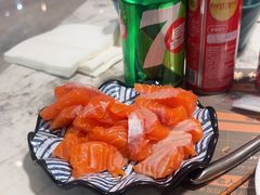 -金马门国际美食百汇(珞喻路店)