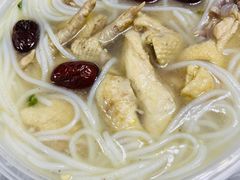 -燕子煨汤(山海关路店)
