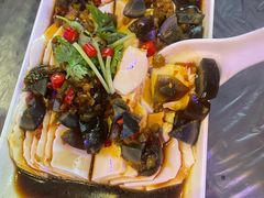 皮蛋豆腐-金陵暴走小龙虾·迷踪蟹(凯德MALL店)