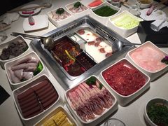 -海底捞火锅鲜切牛肉主题店(长寿路店)