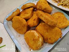 臭豆腐馒头-褚小白·烧烤铜锅涮