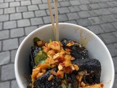 -黑色经典臭豆腐·湖南特产(坡子街店)