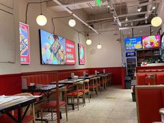 -鸡遇虾煲干锅火锅(小寨金莎店)