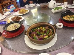 -围龙屋客家食府(福田店)