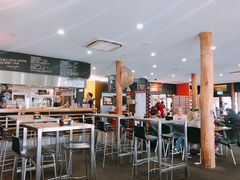 -12 Rocks Beach Bar Cafe