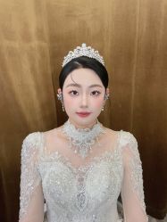 -都市丽人婚纱摄影