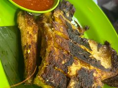 -明记烧鱼美味店