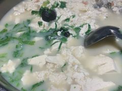-95号酱骨·一块豆腐(展春园西路店)