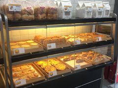 面包甜点陈列柜-Edore怡朵·甜点·蛋糕(骏东店)