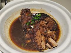 -老码头黑皮肘子锅包肉(赣水路店)