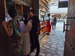 -老牌坊云南鱼豆花火锅(哈西万达店)