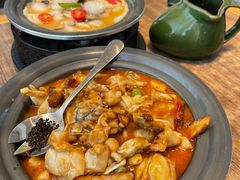 黑松露牛肝菌焖牛蛙-云海肴云南菜(浦江欢乐颂店)