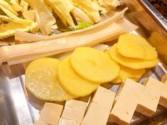 -超越炭火牛蛙火锅鸡(河东店)