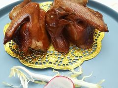 红烧乳鸽-点都德·毕德寮
