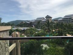 -三亚亚龙湾希尔顿酒店