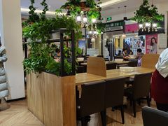 大堂-拿渡·水煮鱼麻辣香锅(王府井奥莱·香江小镇店)