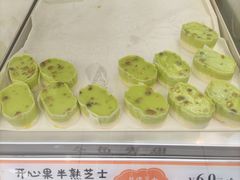 -金色麦甜糕点(面包.蛋糕.华苑店)
