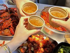 -巴厘龙虾·榜首油焖大虾(音乐学院·沿江酒馆店)