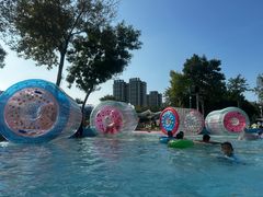 -欢乐水魔方水世界